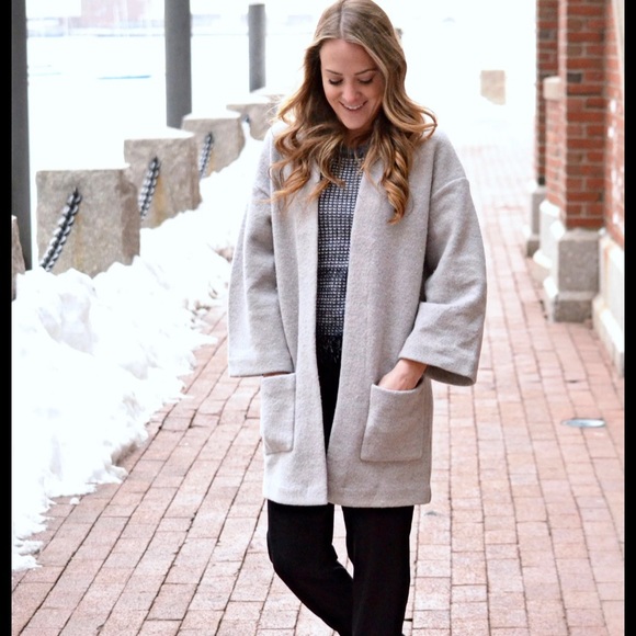 Aritzia Wilfred Brullon Sweater Extra Fine Merino Wool - Picture 2 of 3